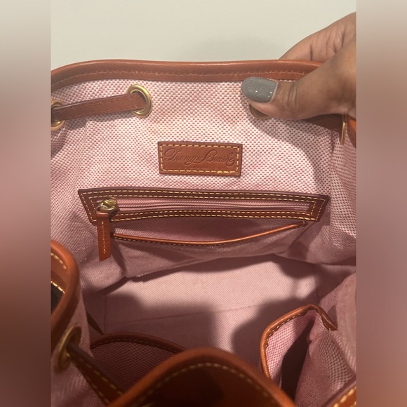 🖤 Authentic Dooney and Bourke Dillen Drawstring Bag 🖤 - Picture 8 of 13